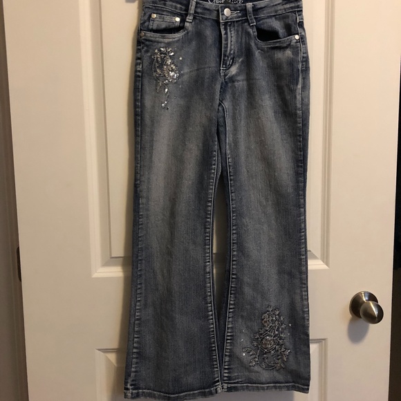 🌻3/$20🌻Charm Girls embellished flare jeans - Picture 1 of 5